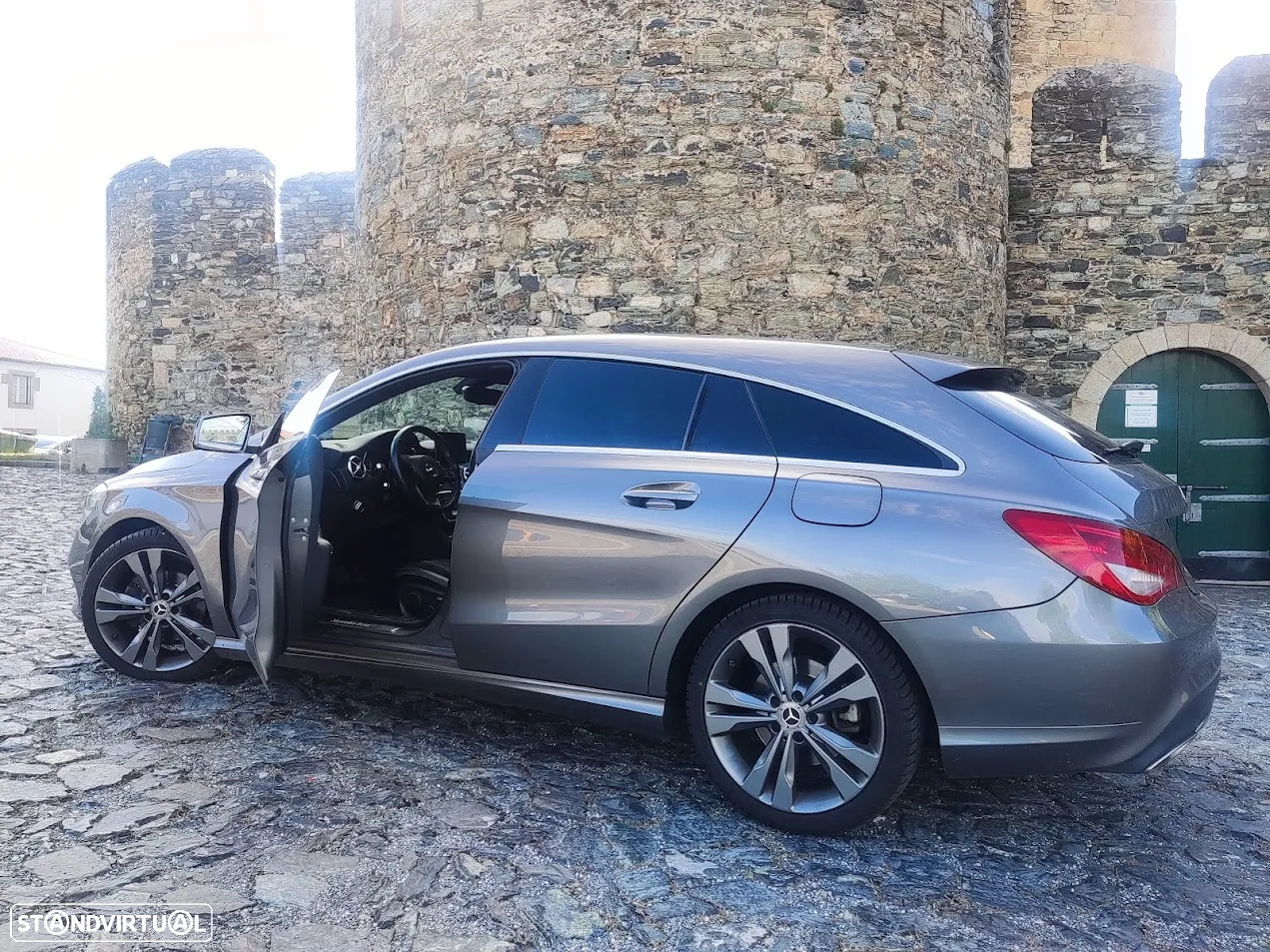 Mercedes-Benz CLA 220 Shooting Brake d 7G-DCT AMG Line - 4