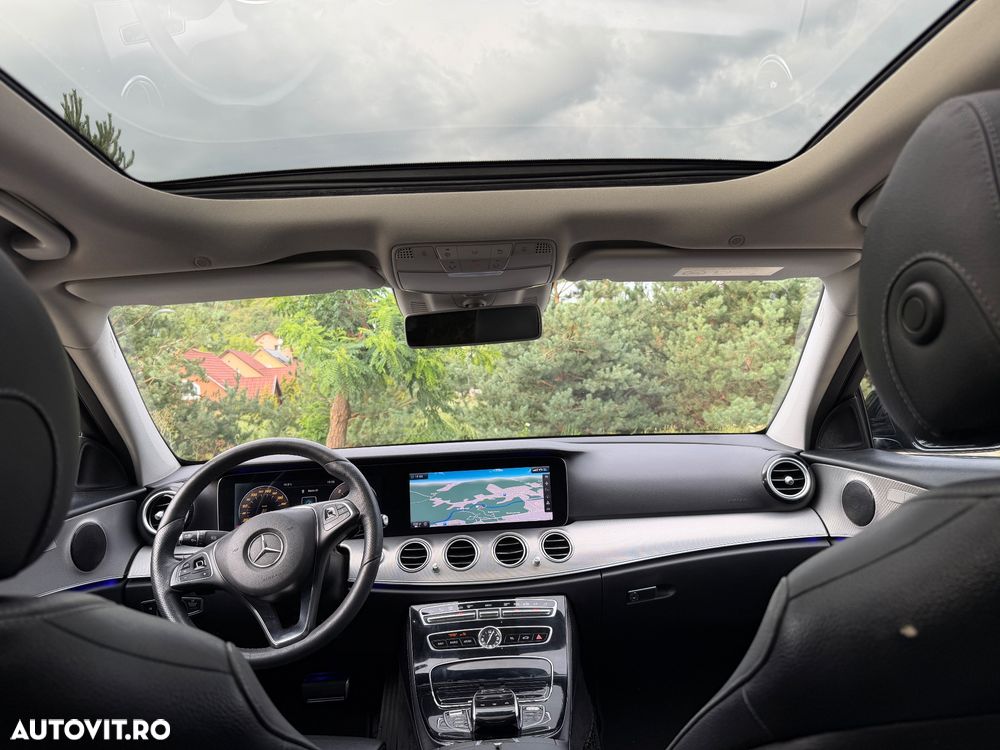 Mercedes-Benz E 220 d 9G-TRONIC - 4