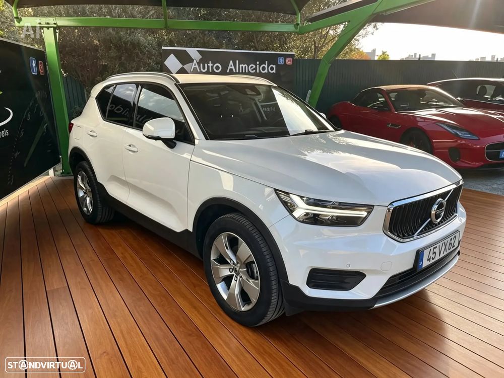 Volvo XC 40 2.0 D3 Momentum Geartronic - 8