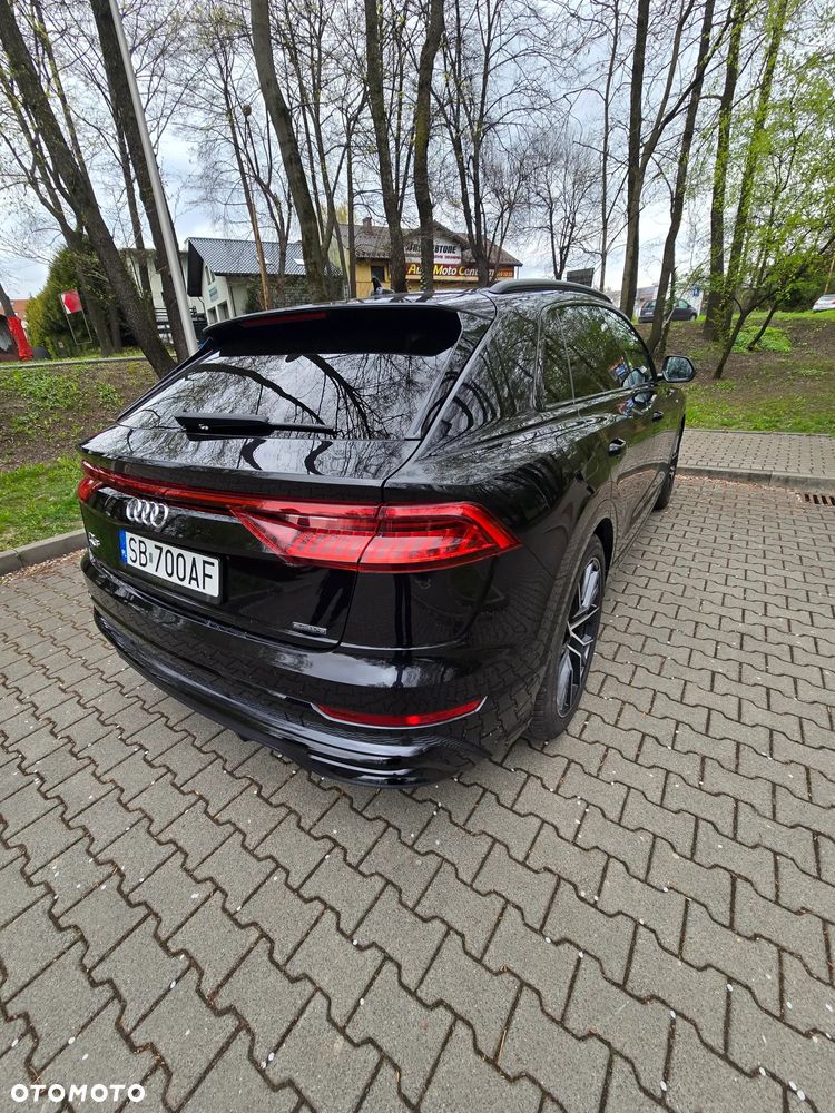 Audi Q8 - 6