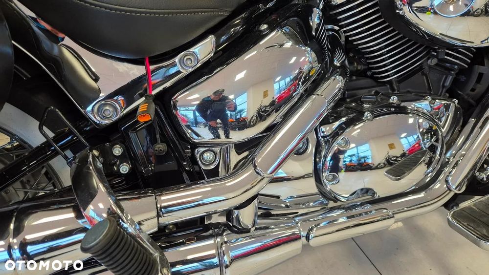 Suzuki Intruder - 15