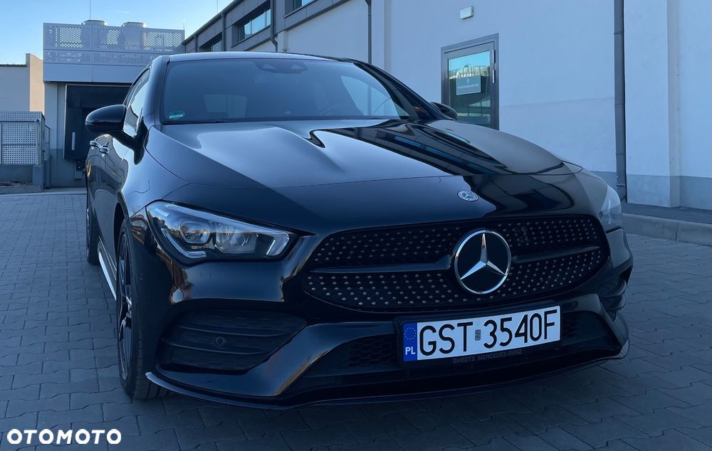 Mercedes-Benz CLA 200 7G-DCT AMG Line - 35