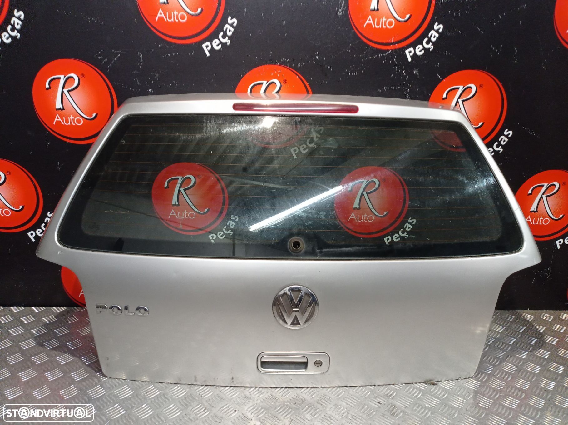 Tampa Da Mala Volkswagen Polo (6N1) - 1
