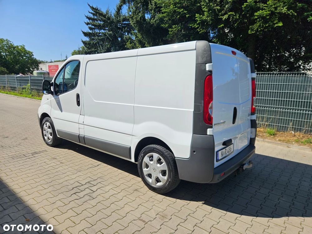 Renault Trafic - 2