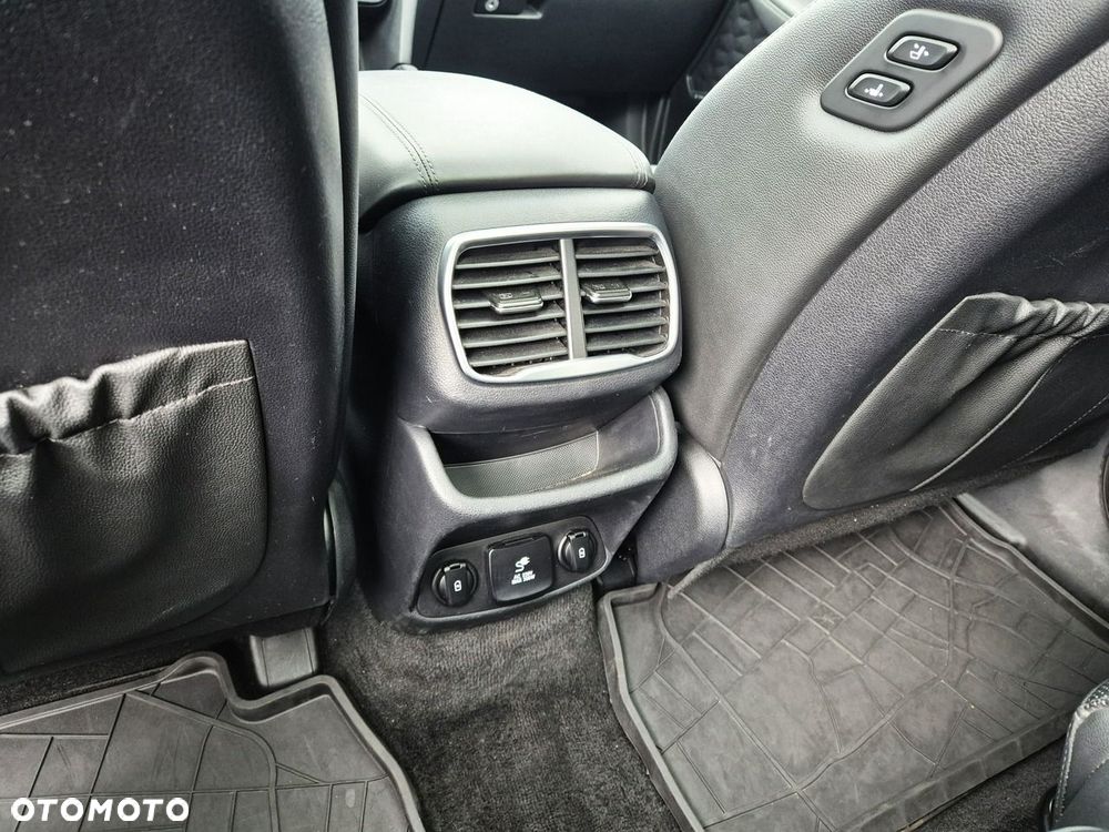 Hyundai Santa Fe 2.0 CRDi Platinum 4WD 7os - 35