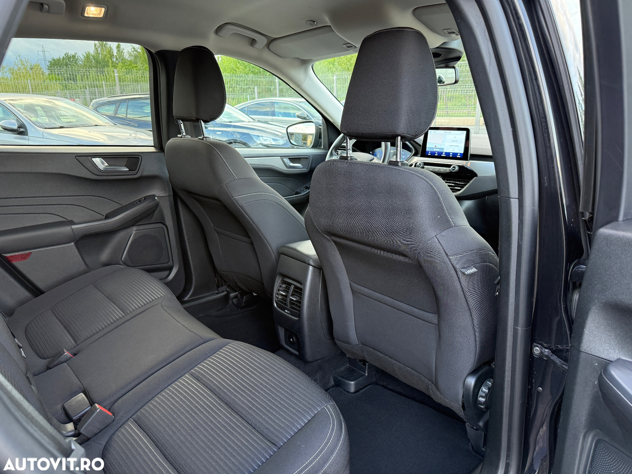 Ford Kuga 2.5 Duratec FWD FHEV Titanium - 6