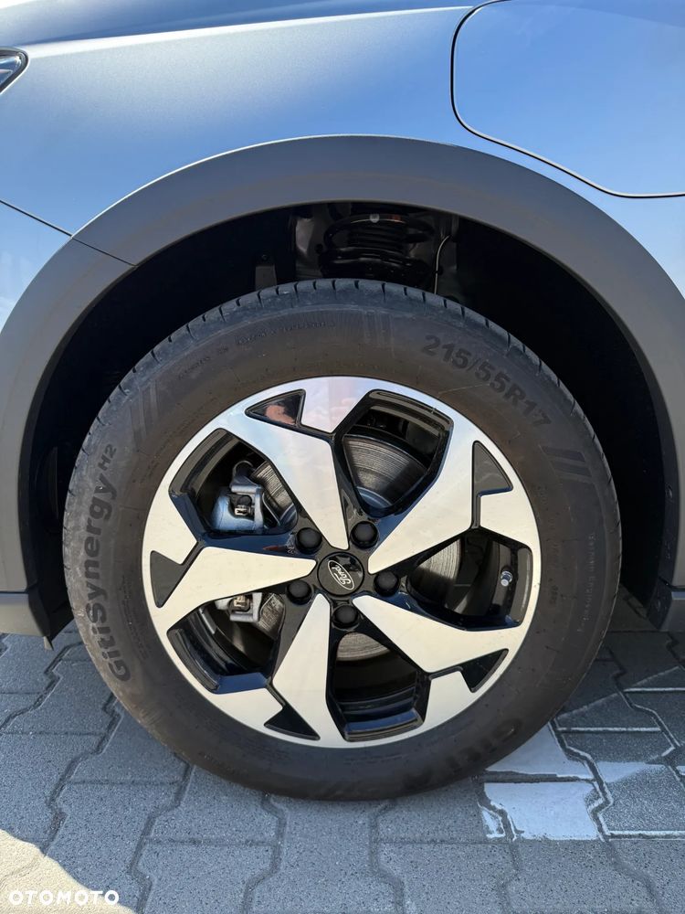 Ford Tourneo Connect Grand - 30