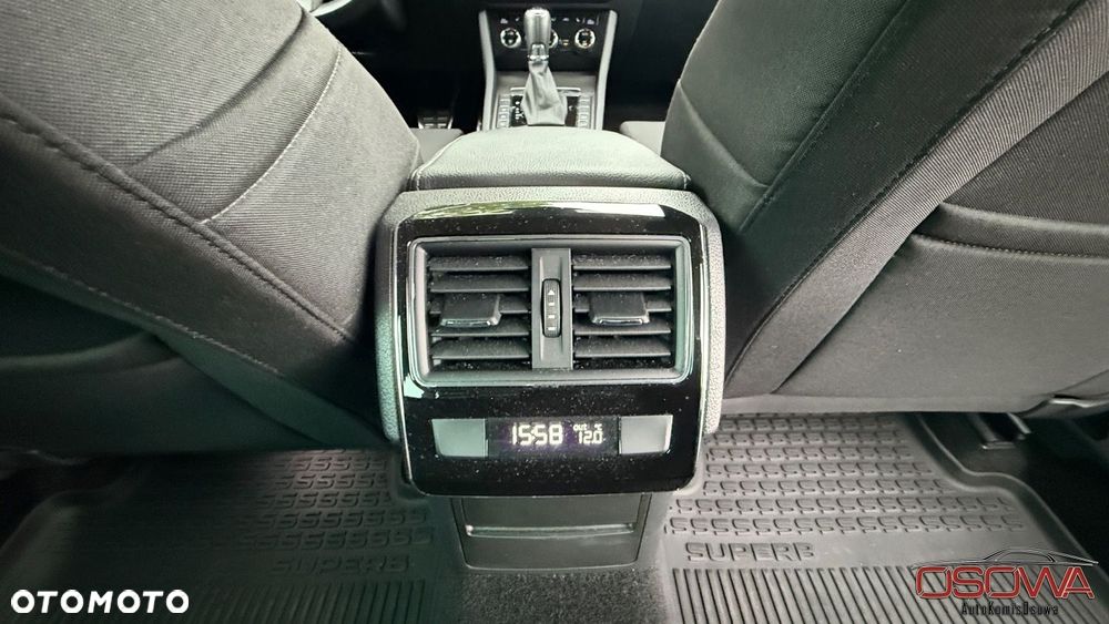 Skoda Superb 2.0 TDI SCR 4x4 Style DSG - 23