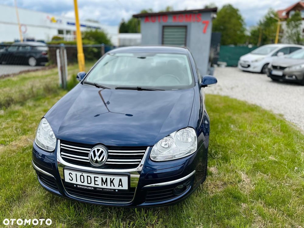 Volkswagen Jetta 1.9 TDI DPF Trendline - 12