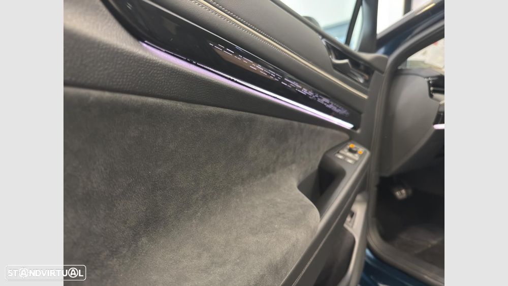 VW ID.7 77 kWh Pro Urban - 14