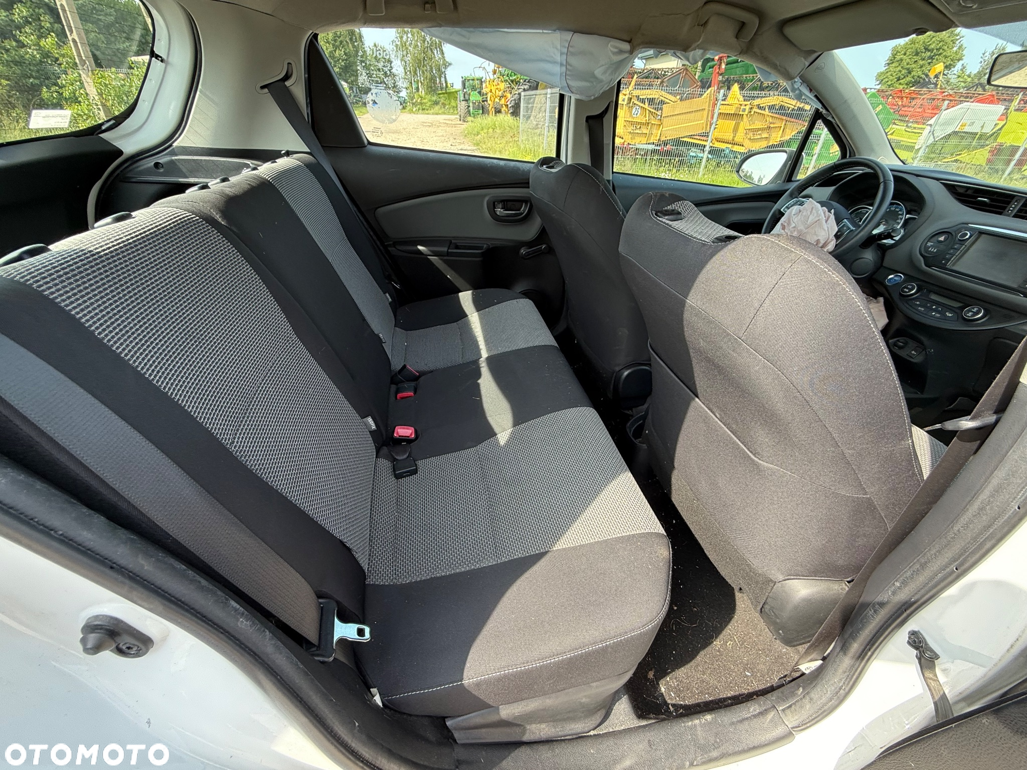 Toyota Yaris Hybrid 1.5 VVT-i Comfort - 12
