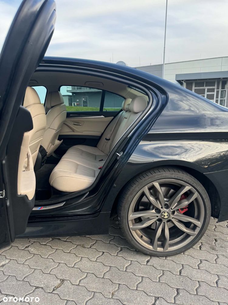 BMW Seria 5 530d xDrive - 3
