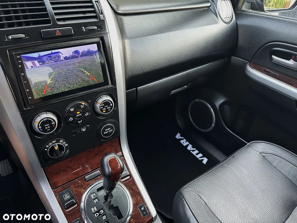 Suzuki Grand Vitara 2.0 De Luxe - 12