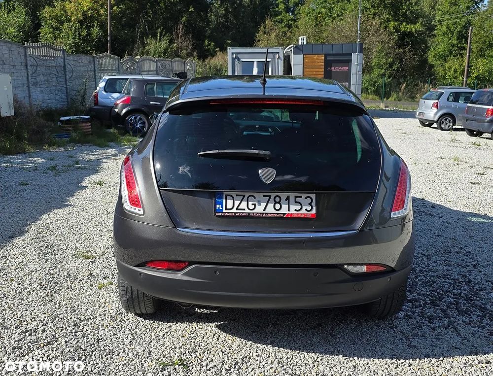 Lancia Delta - 6