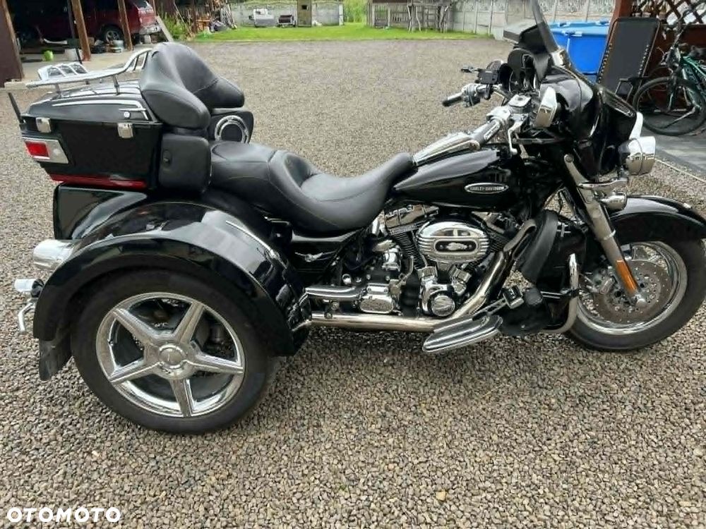 Harley-Davidson FLHTCU Ultra - 5