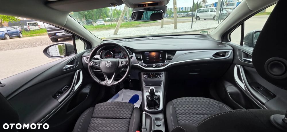 Opel Astra 1.4 Turbo Innovation - 29