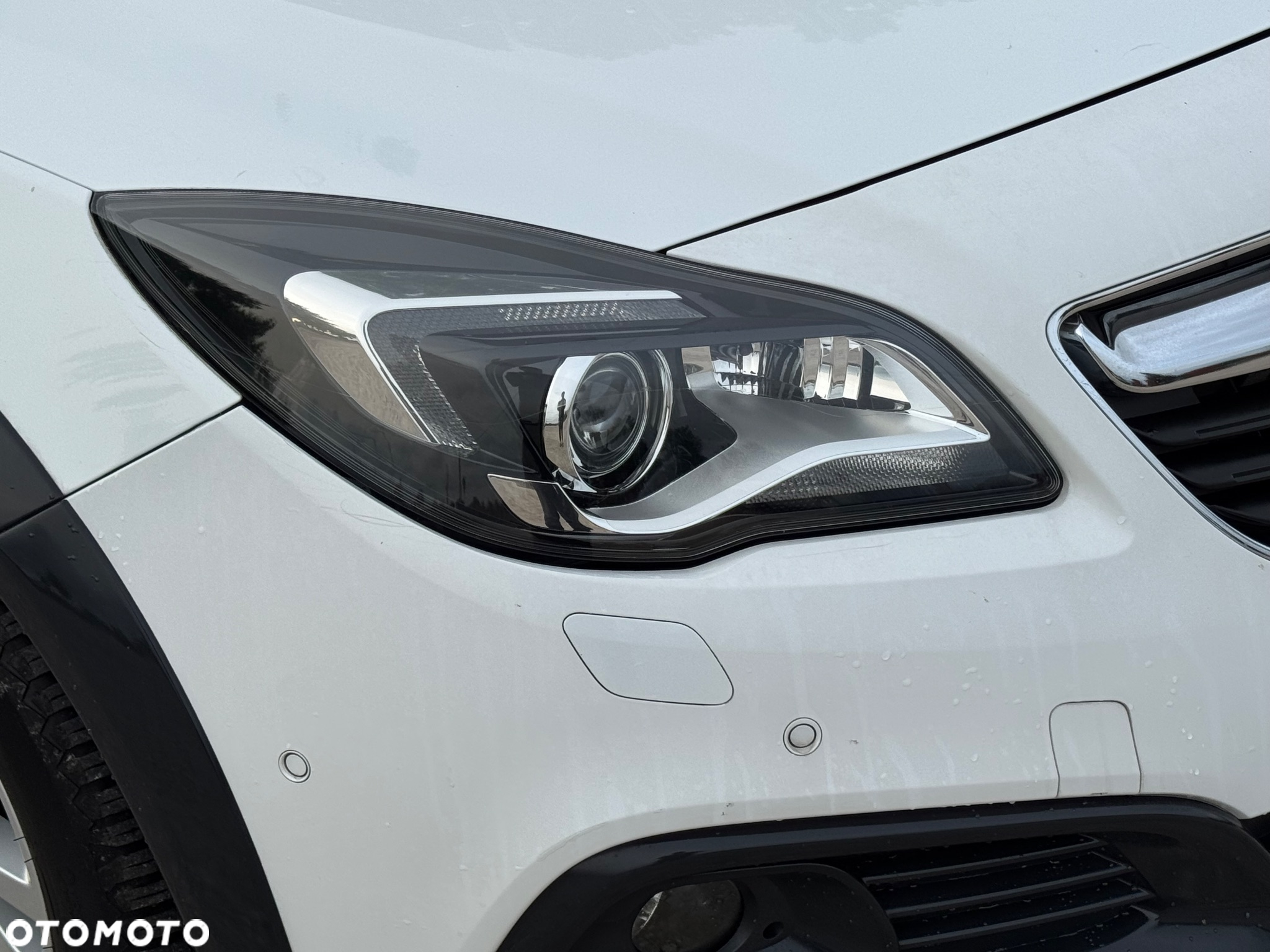 Opel Insignia 2.0 T Cosmo - 14