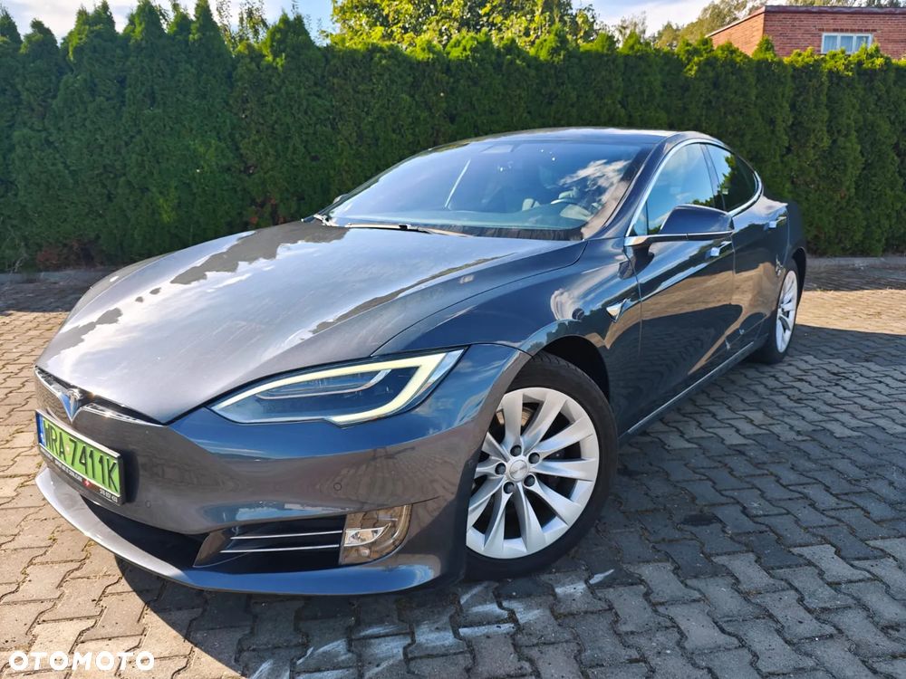 Tesla Model S Long Range Plus - 1