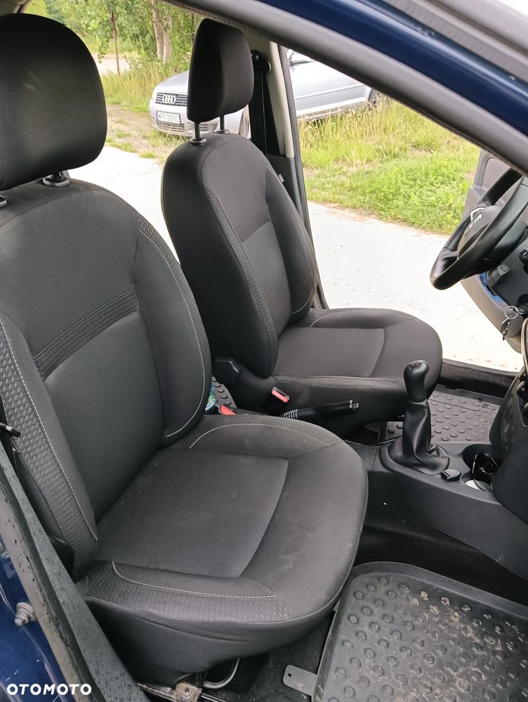 Dacia Logan 1.2 16V Laureate - 14