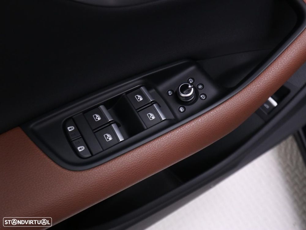 Audi Q7 55 TFSIe quattro S line Tiptronic - 17