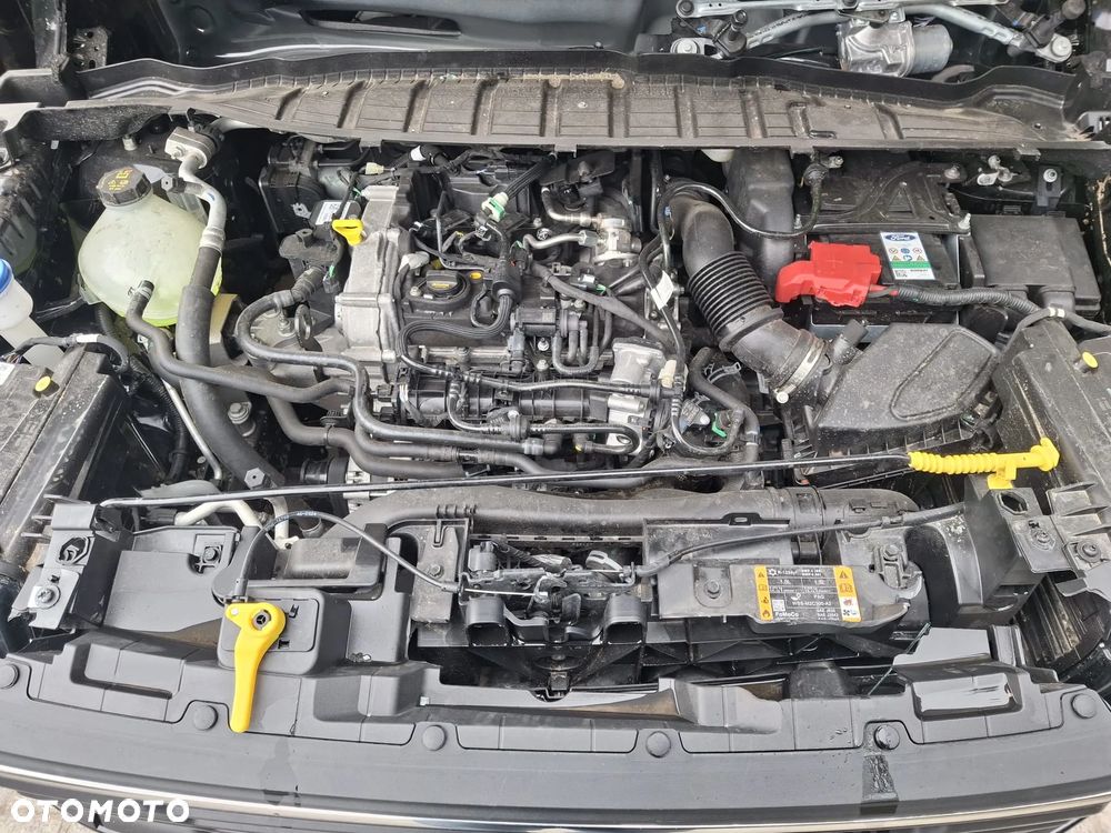 Ford Tourneo Courier 1.0 EcoBoost ACTIVE - 16