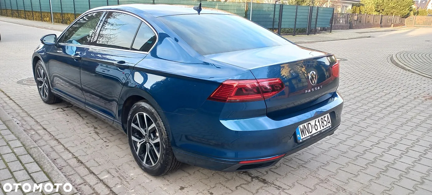 Volkswagen Passat - 7