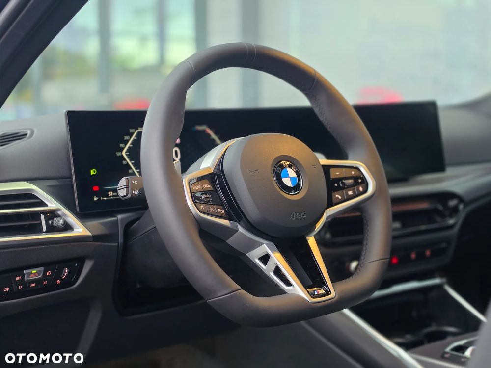 BMW Seria 3 320i xDrive M Sport - 24