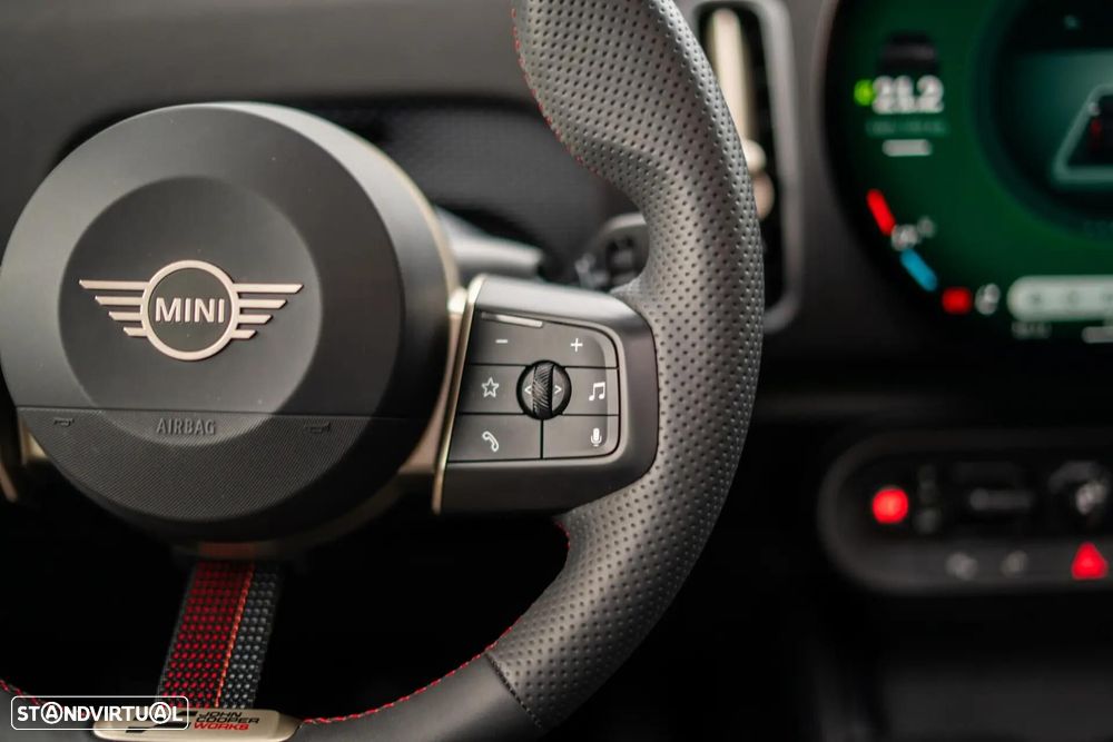 MINI Countryman SE JCW XL - 14