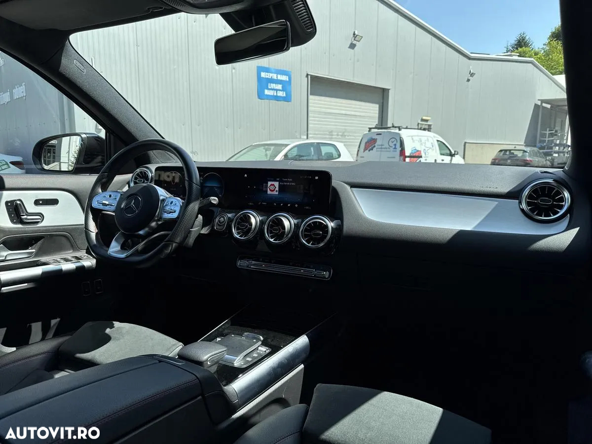 Mercedes-Benz GLA 250 e - 17