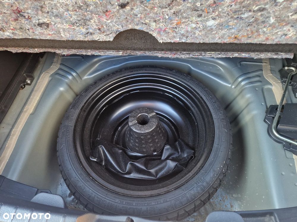 Toyota Yaris 1.33 Premium - 12