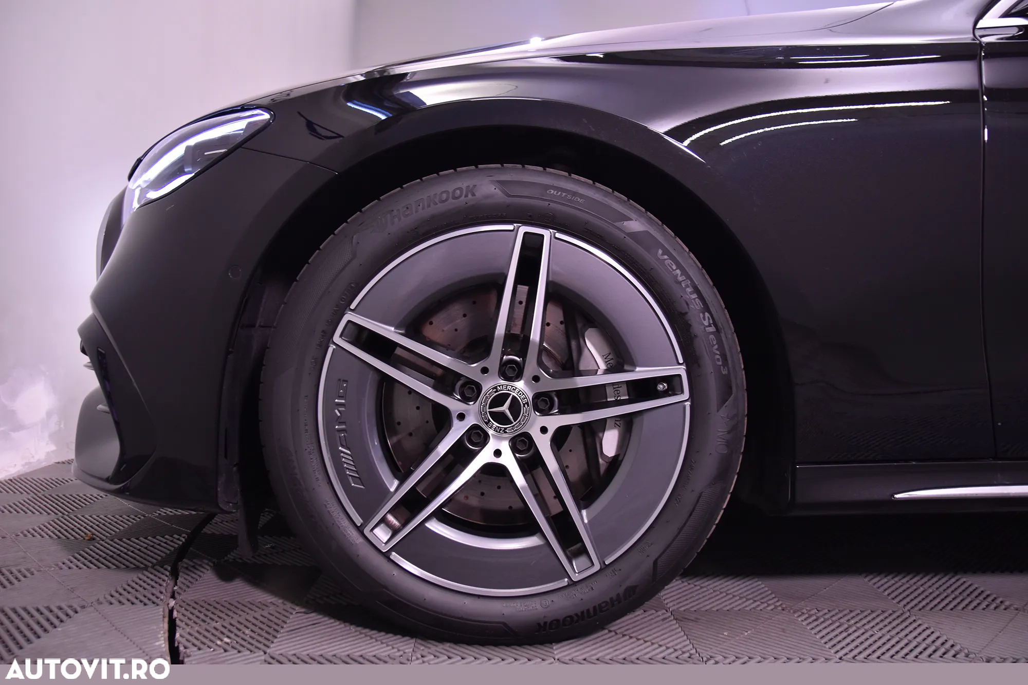 Mercedes-Benz E - 14