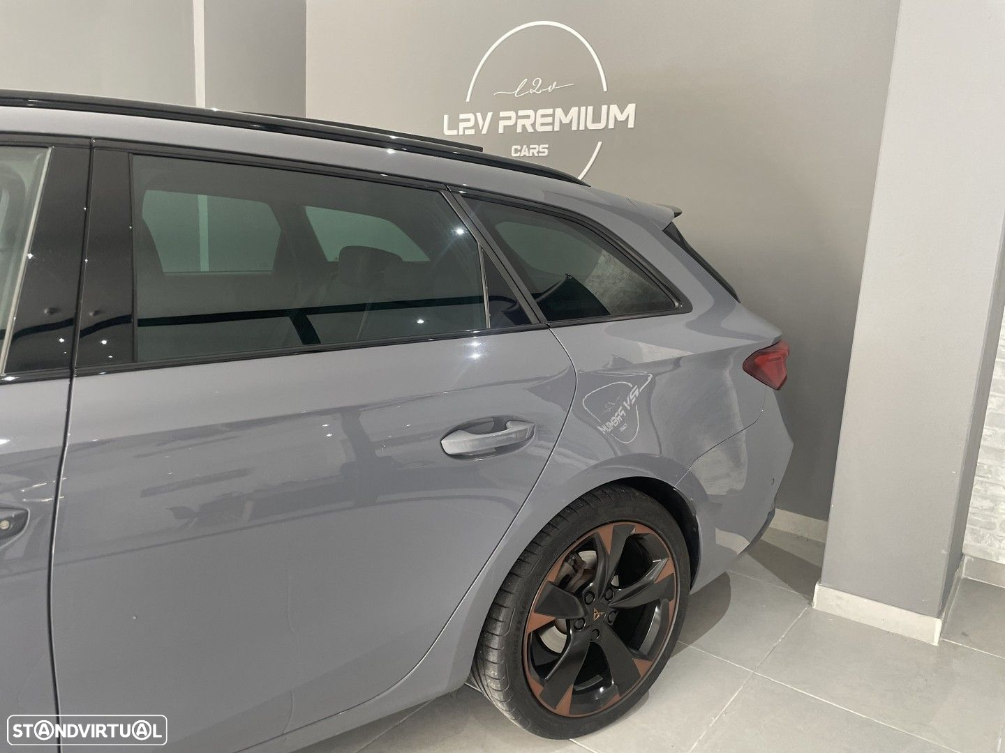 Cupra Leon ST 1.5 eTSI MID DSG - 13