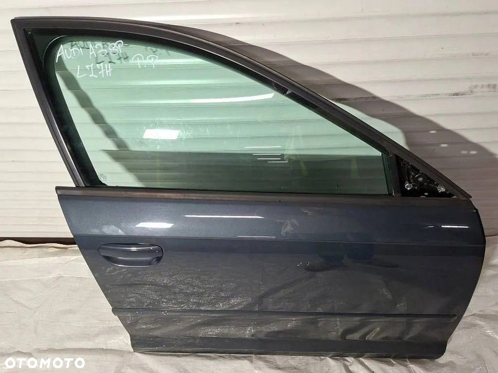 Audi A3 8P 2009 Drzwi prawe przednie tylnie przód prawy tył LZ7H fajny stan - 3