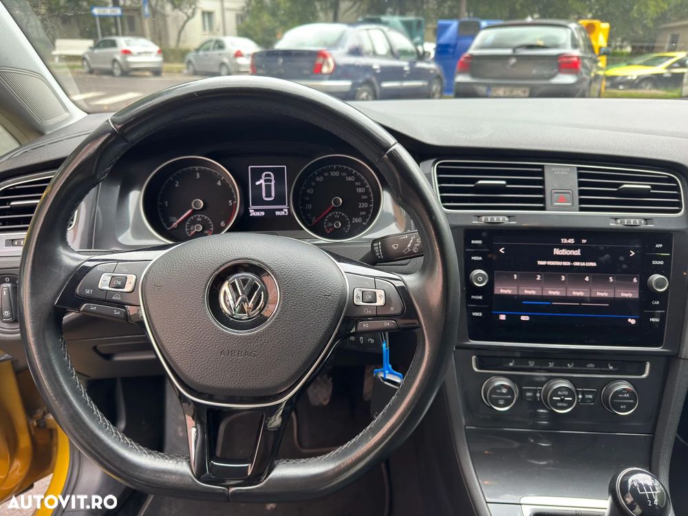 Volkswagen Golf 1.6 TDI (BlueMotion Technology) Trendline - 11