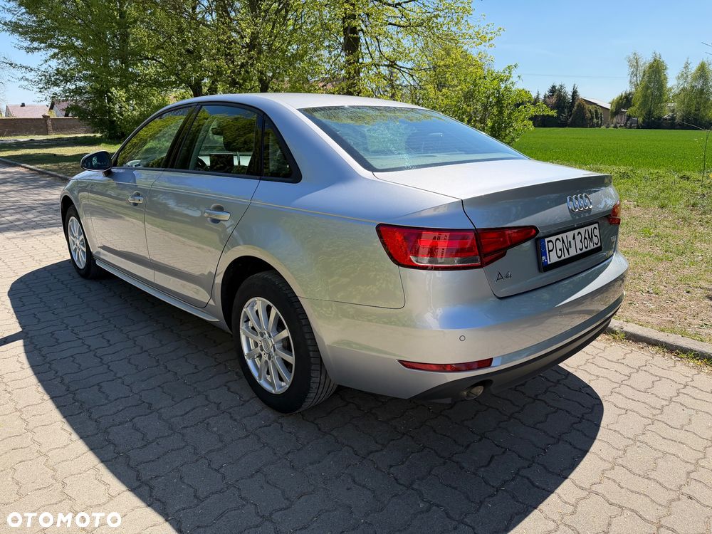 Audi A4 Limousine 2.0 TDI S tronic - 12
