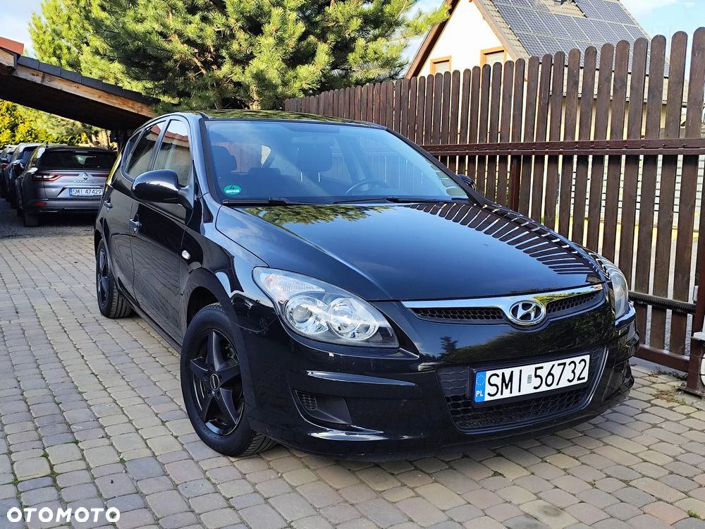 Hyundai i30 1.6 CRDi Classic + World Cup - 4