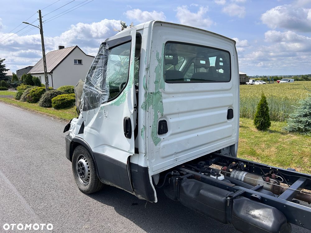 Iveco 35s16 - 9