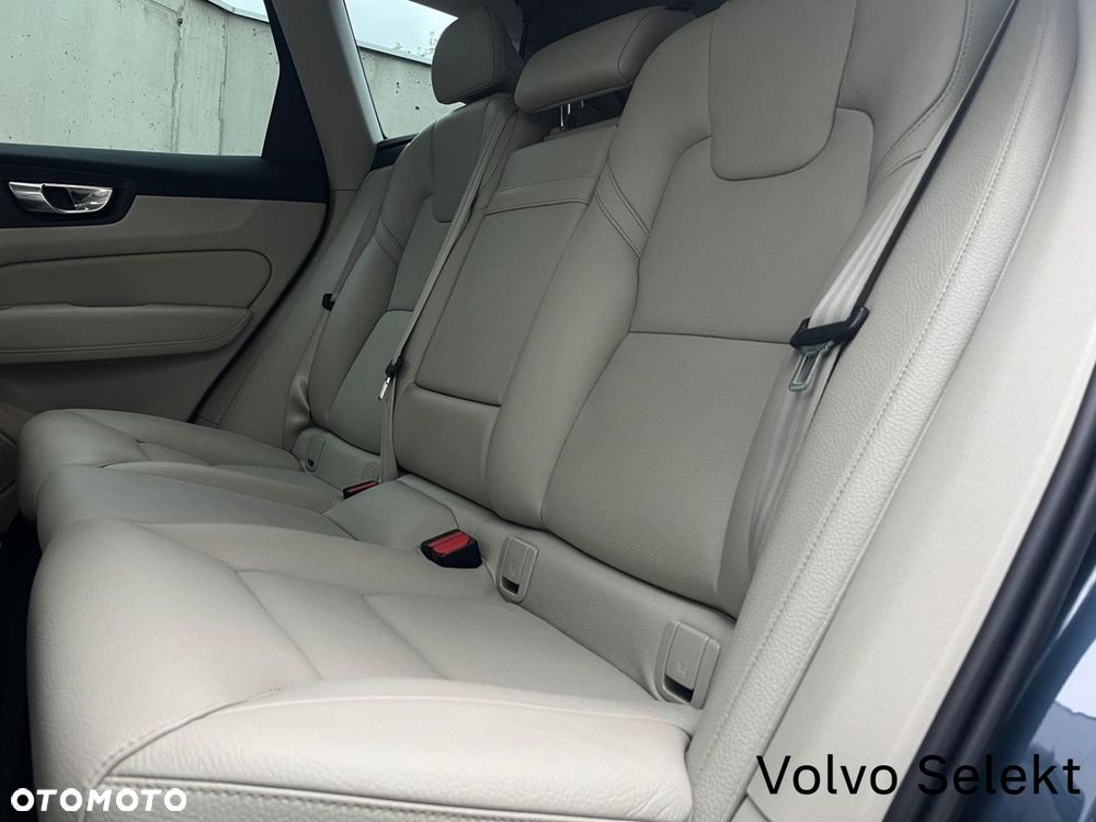 Volvo XC 60 - 18
