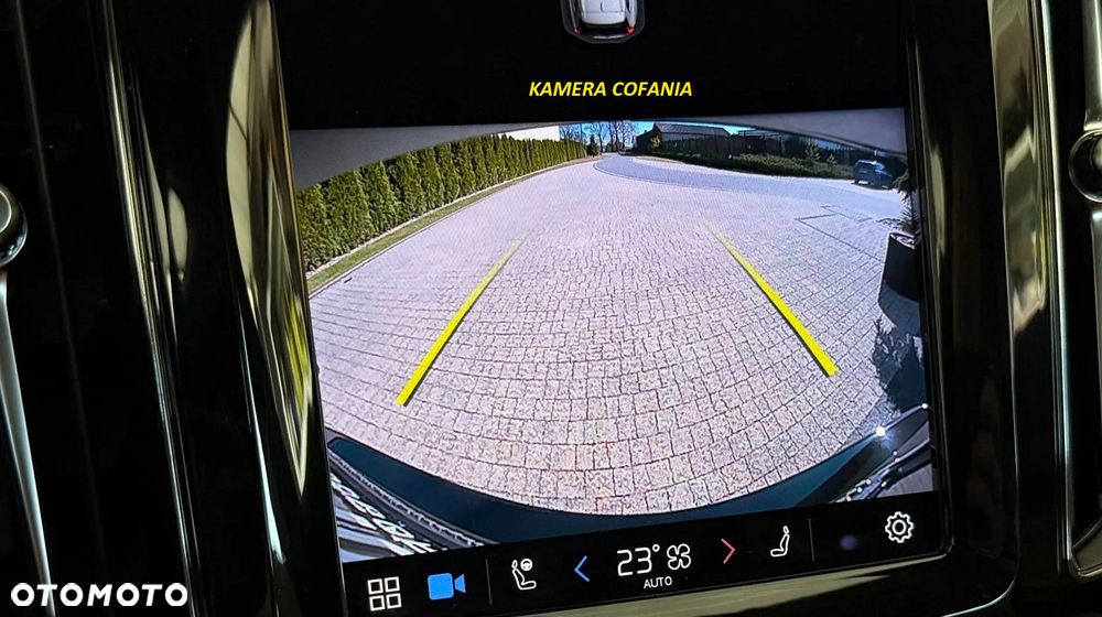 Volvo XC 60 B4 D AWD Plus Dark - 22