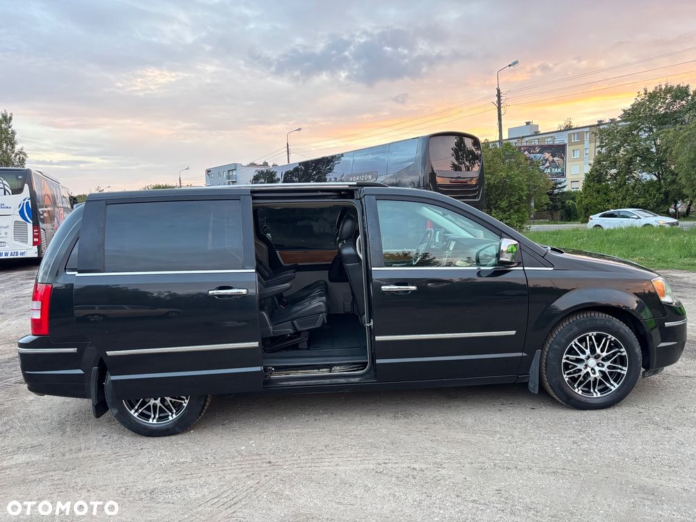 Chrysler Grand Voyager 2.8 CRD Limited - 19