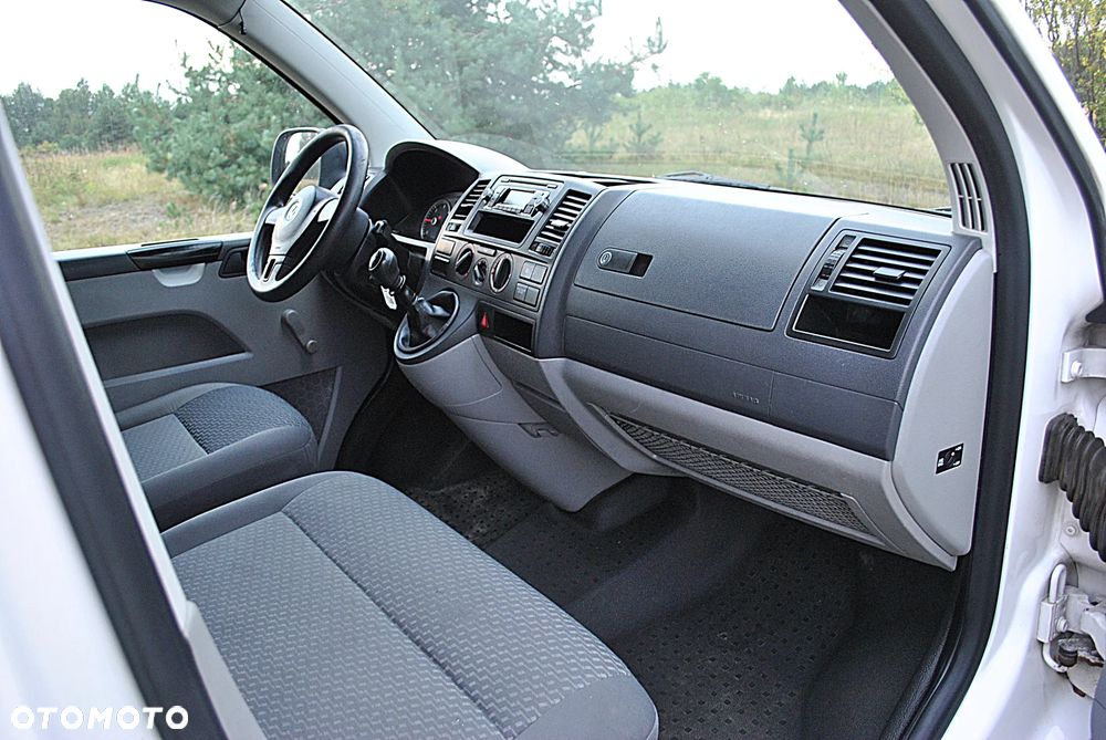 Volkswagen Transporter - 12