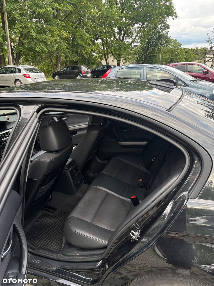 BMW Seria 3 320d - 6