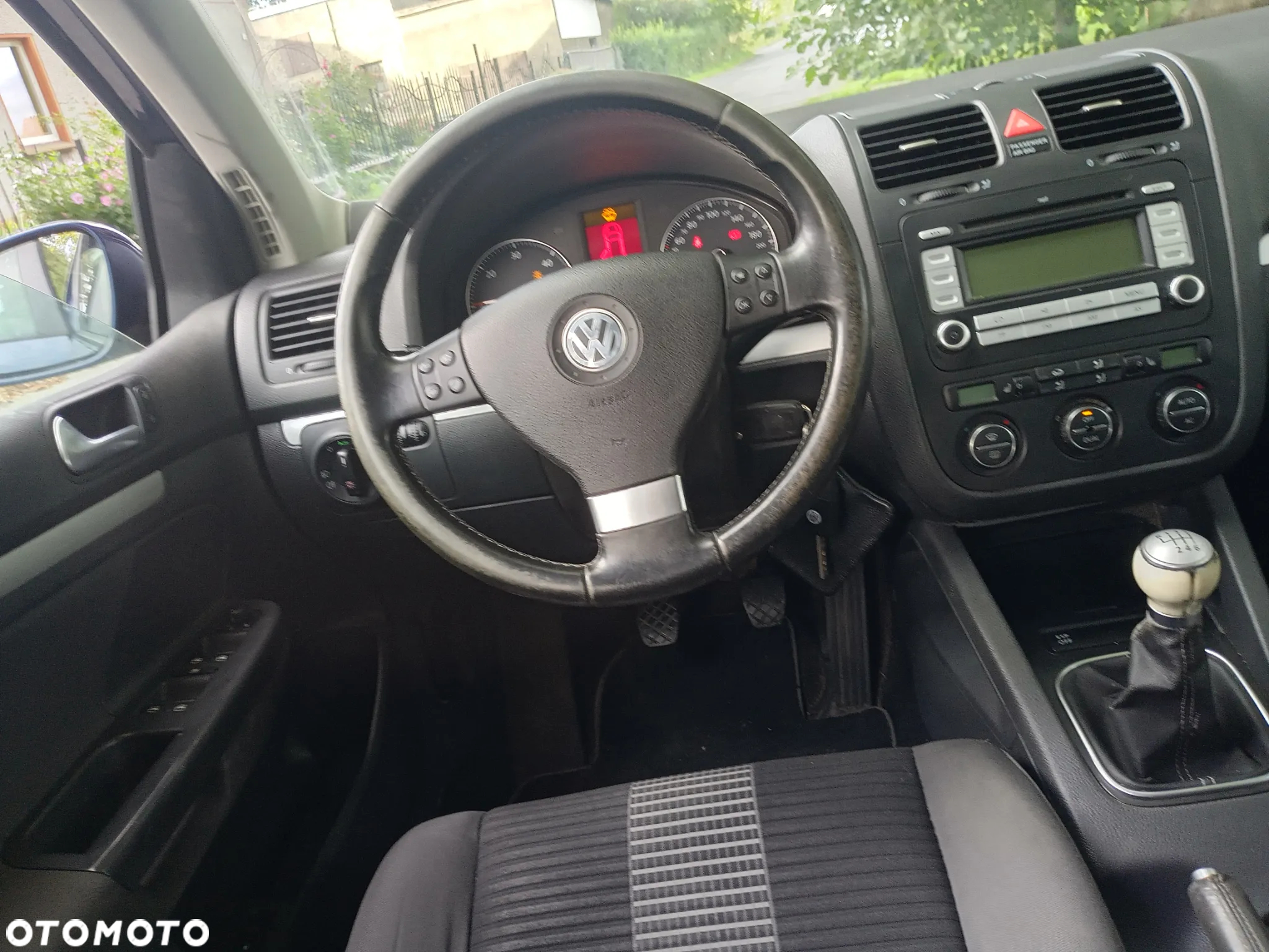 Volkswagen Golf 2.0 TDI United - 10