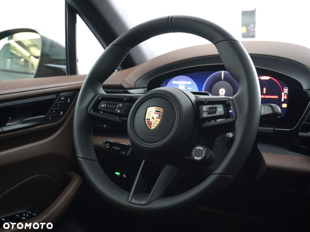 Porsche Macan 4 100kWh - 38