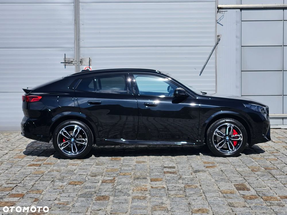 BMW X2 - 16