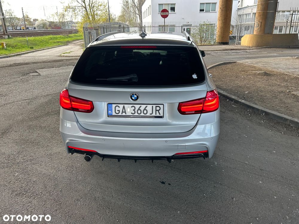BMW Seria 3 318d M Sport - 13