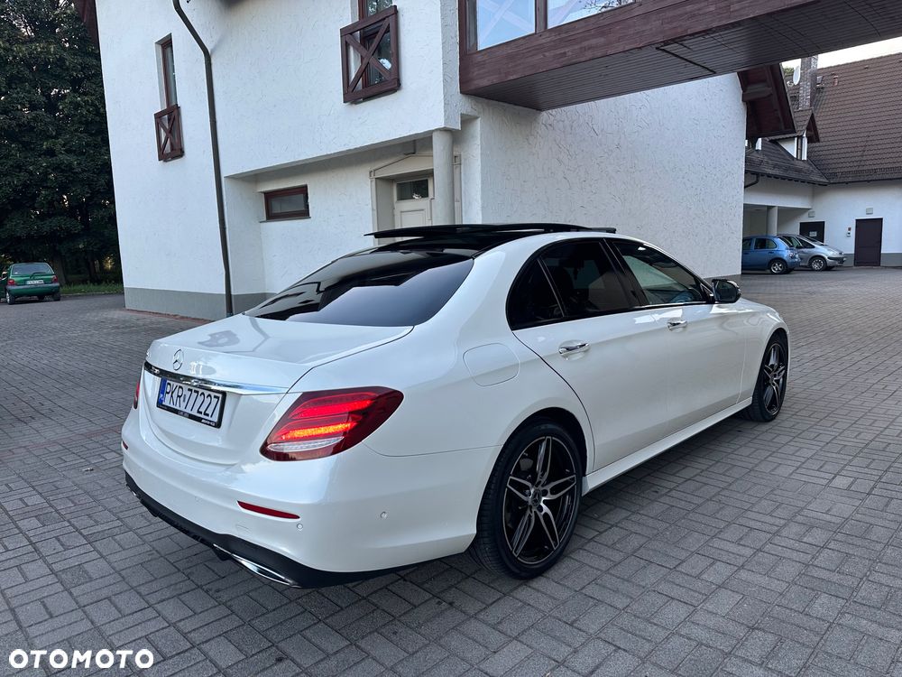 Mercedes-Benz Klasa E 220 d AMG - 23