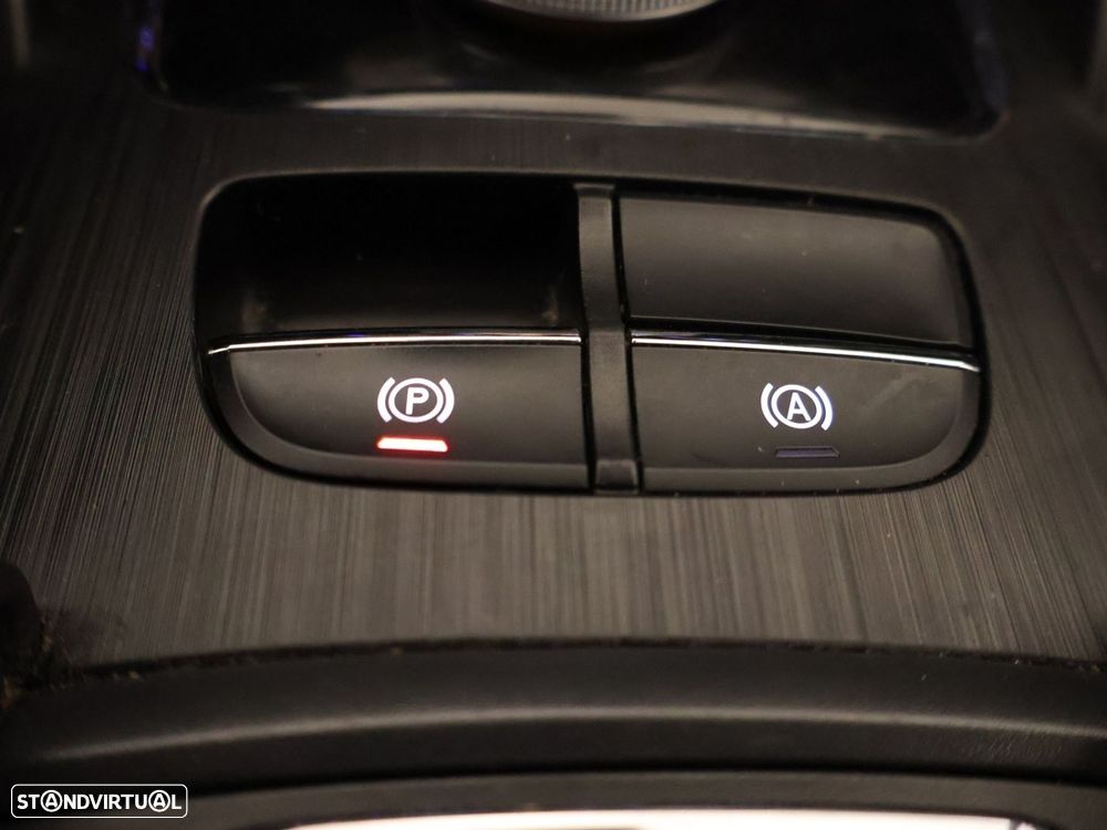 MG ZS - 28