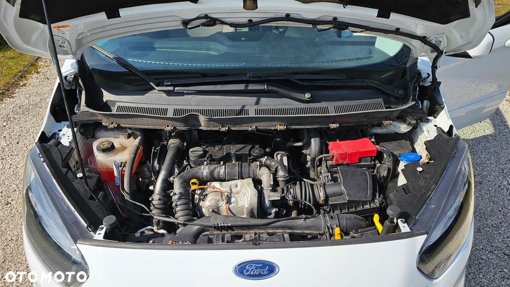 Ford Tourneo Courier 1.5 TDCi S&S Trend - 29