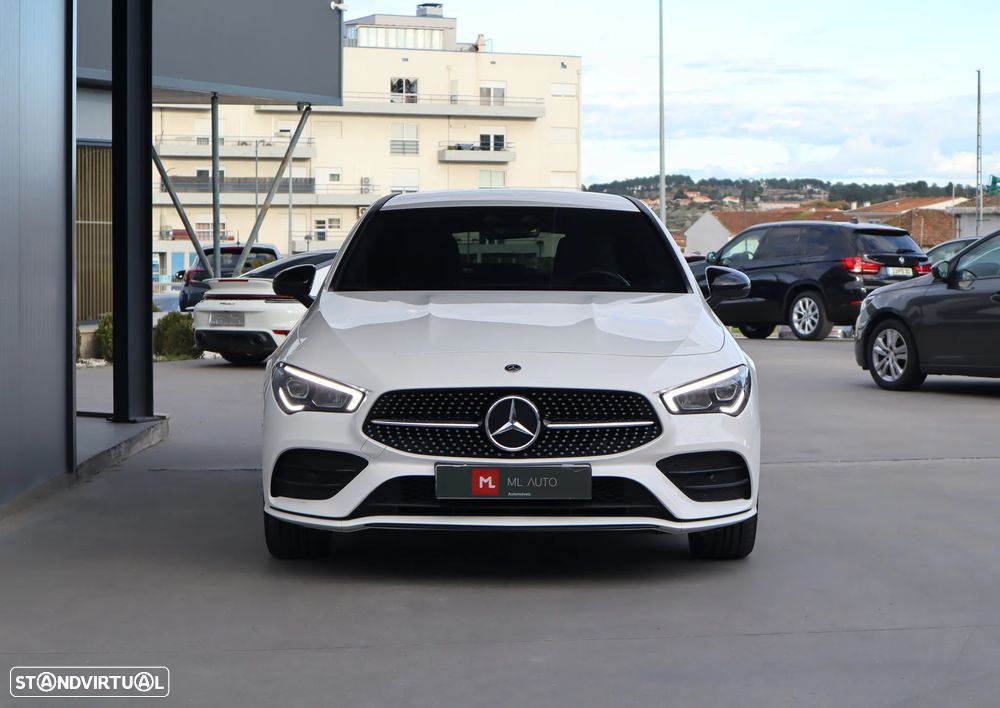 Mercedes-Benz CLA 250 e Shooting Brake AMG Line - 3